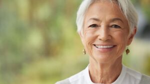 A Clear Look at the Dental Implants Procedure for Tooth Replacement