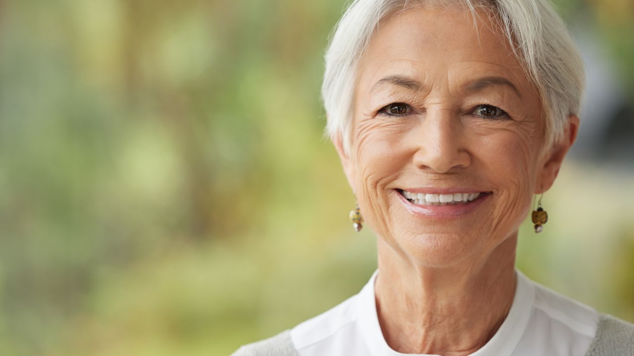 A Clear Look at the Dental Implants Procedure for Tooth Replacement