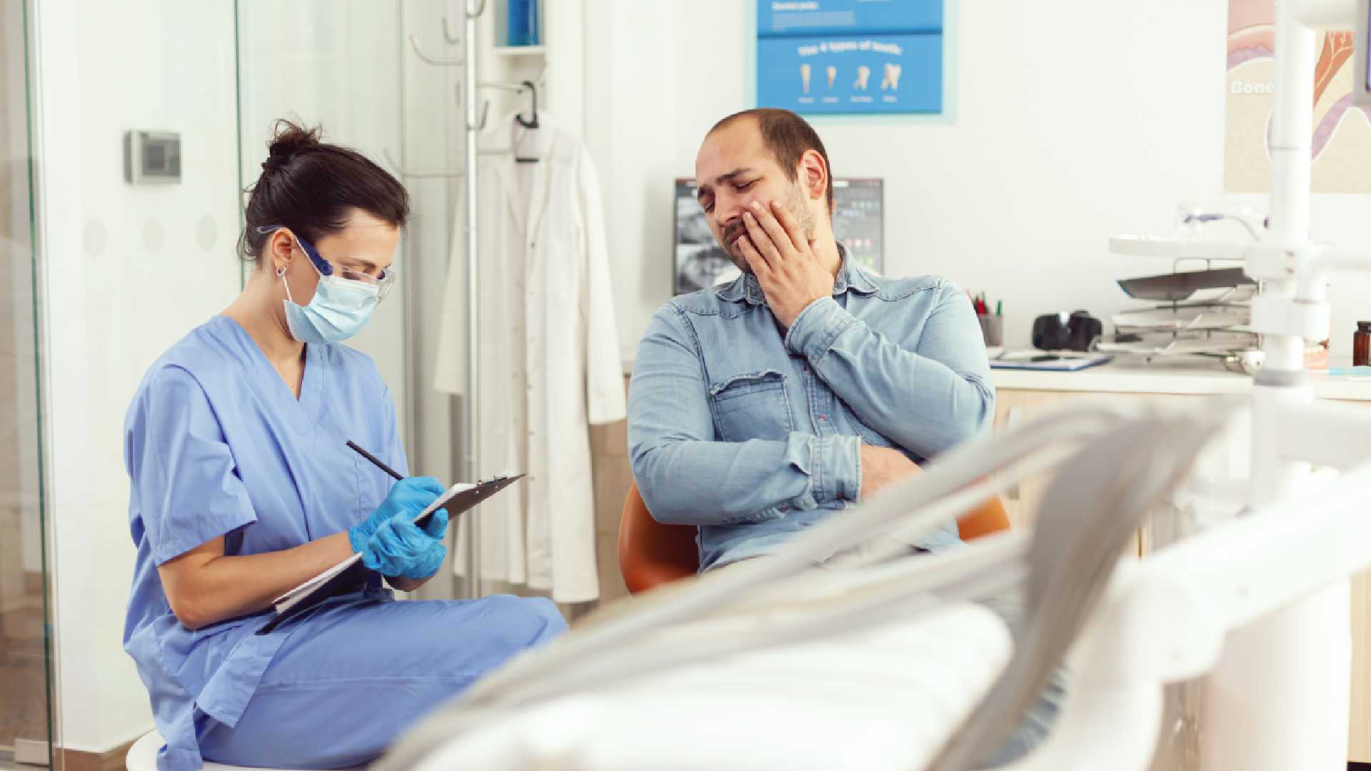 Avoid Long Waits with These Emergency Dentist Appointment Tips