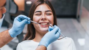 Find the Best Smile Makeover Dentist for Stunning Results