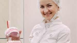 How Your Complete Dentures Dentist Ensures a Perfect Fit