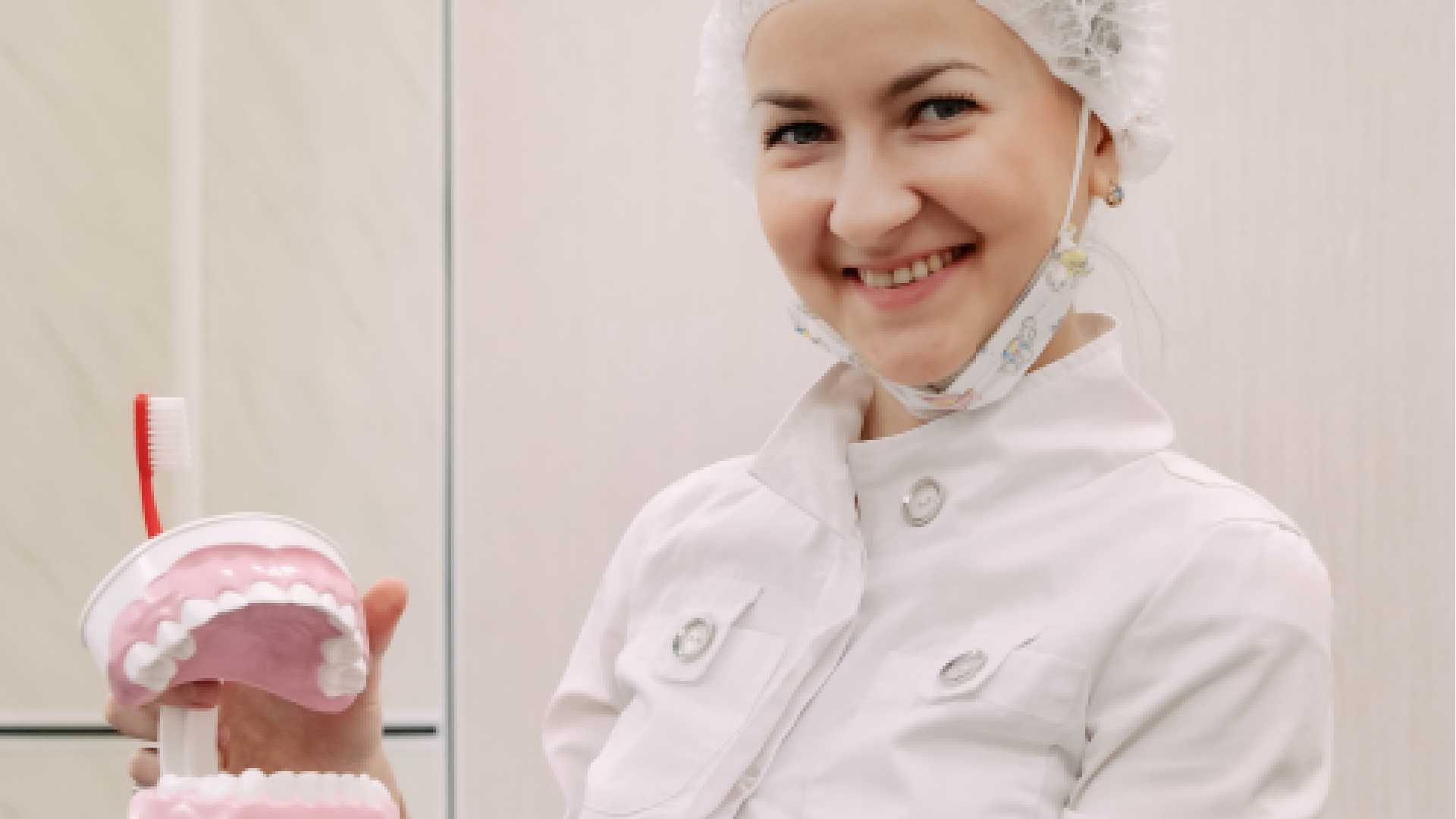 How Your Complete Dentures Dentist Ensures a Perfect Fit