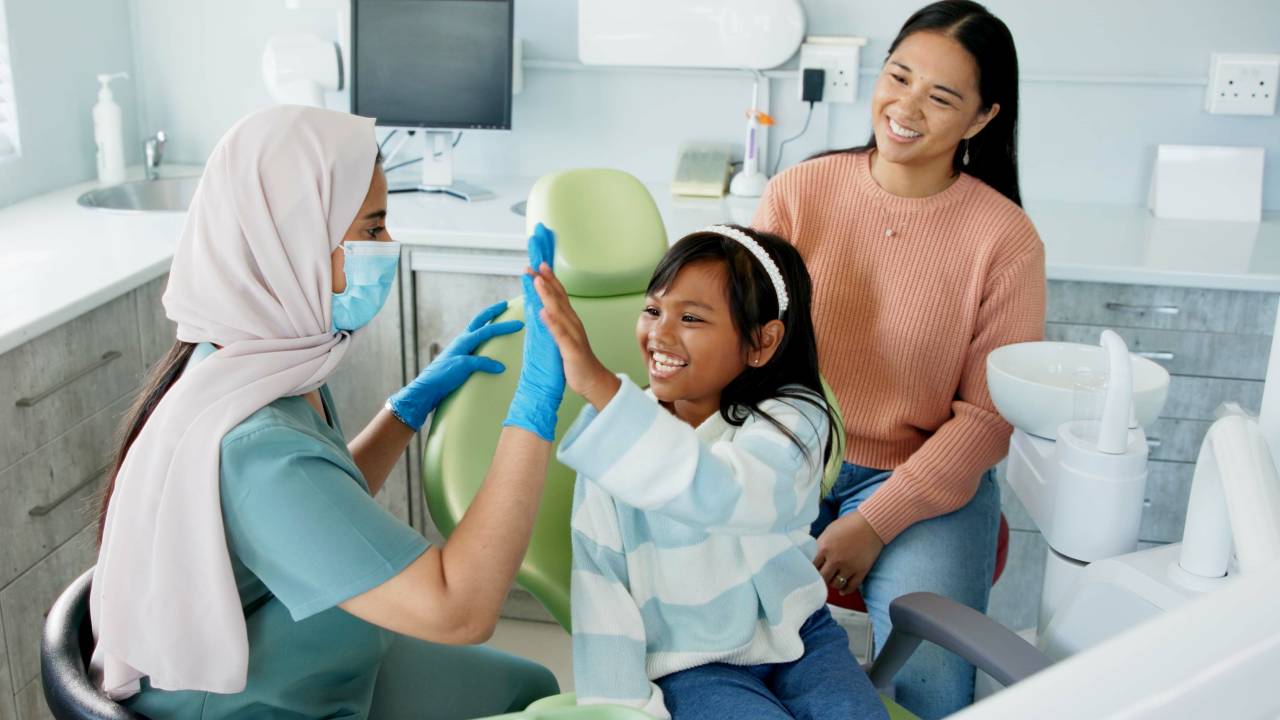 7 Signs It’s Time to Switch Dentists for Good
